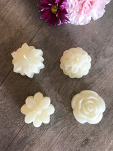 Load image into Gallery viewer, Beeswax Flower Candles, Set of 4
